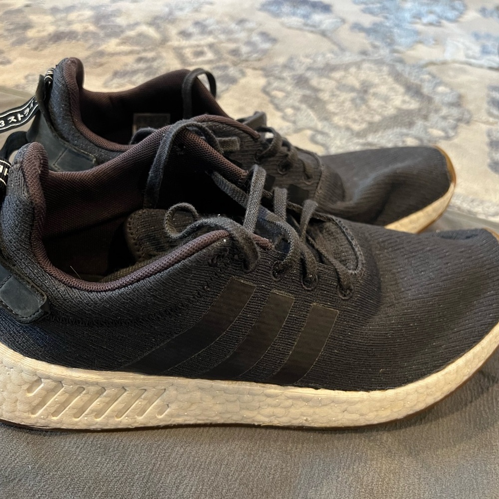 adidas boost nmd r2 grey five core black size 11.5